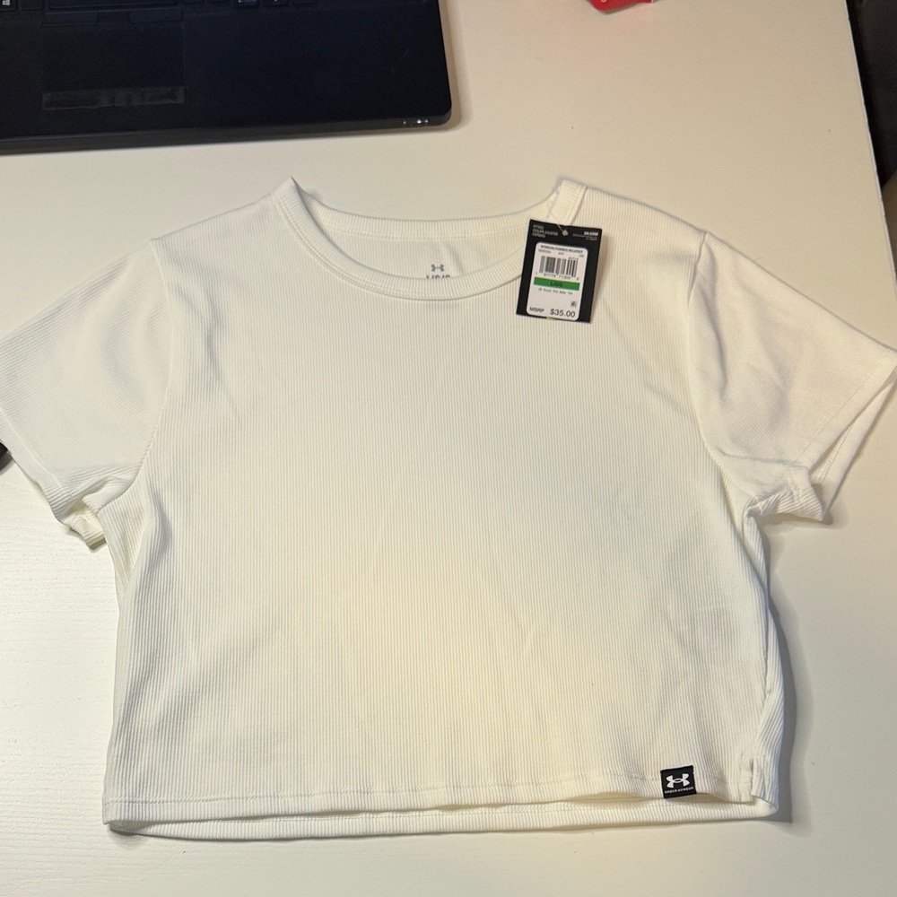 Women's Size L- NWT- Under Armour White Ribbed Crewneck Crop Tee